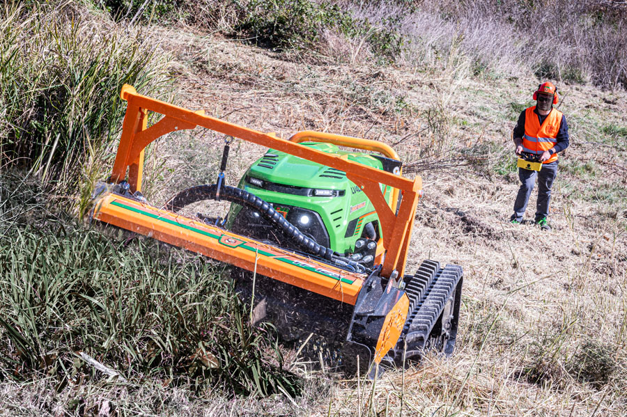 Robot de pente LV 400X Green Climber Builtronics